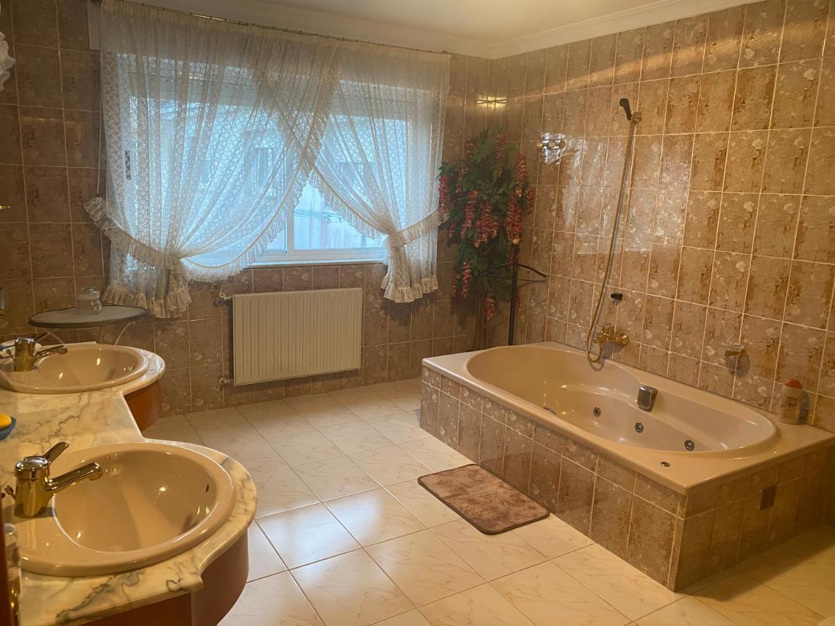 Apartamento Couto Apartment รีบาเดโอ ภายนอก รูปภาพ
